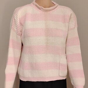 Pink and white long sleeve sweater  Nuovo New Forces